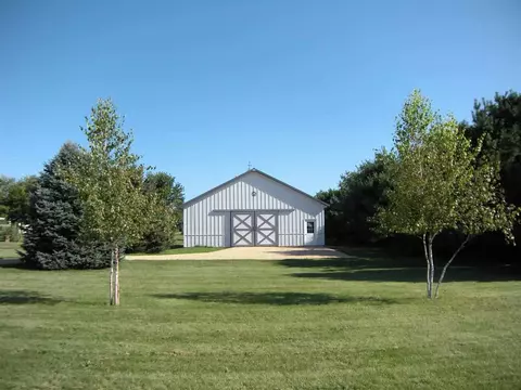 17977 Laube Rd, Davis, IL 61019 photo 6