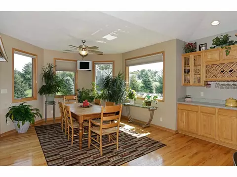 12465 Windsum Dr, Roscoe, IL 61073 photo 5