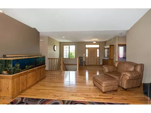 12465 Windsum Dr, Roscoe, IL 61073 photo 4