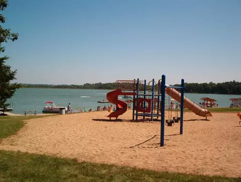 1649 Larchmont, Lake Summerset, IL 61019 photo 6