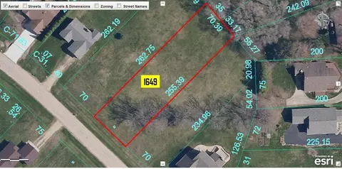 1649 Larchmont, Lake Summerset, IL 61019 photo 1