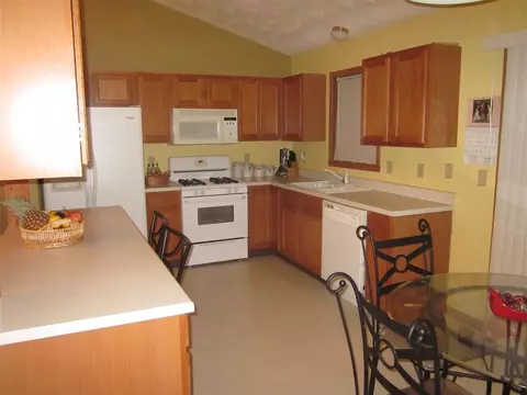 11230 Downing Ln, Roscoe, IL 61073 photo 7