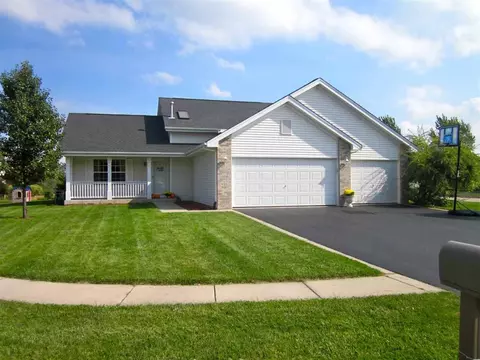 11230 Downing Ln, Roscoe, IL 61073 photo 1