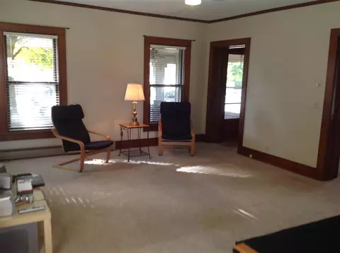 213 W 6th St, Pecatonica, IL 61063 photo 6