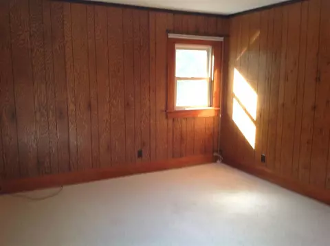 213 W 6th St, Pecatonica, IL 61063 photo 9