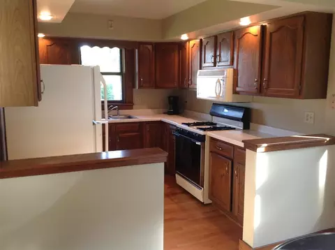 213 W 6th St, Pecatonica, IL 61063 photo 11