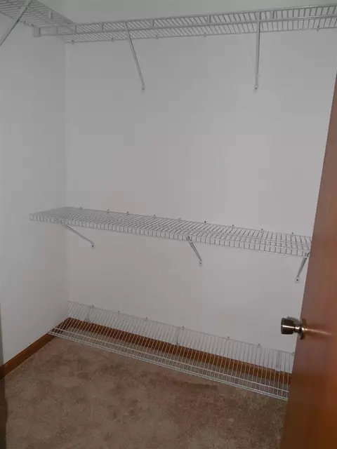 1886 Sextant, Lake Summerset, IL 61019 photo 11