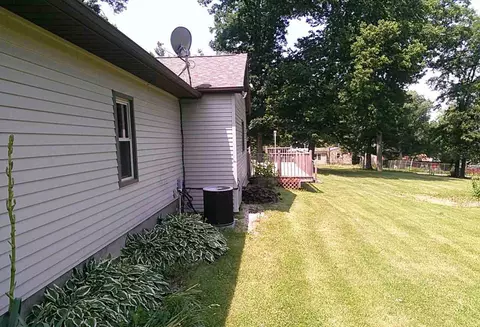308 E Riverview Dr, Byron, IL 61010 photo 12