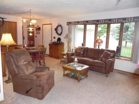 1019 Spring Ct, Lake Summerset, IL 61019 photo 11