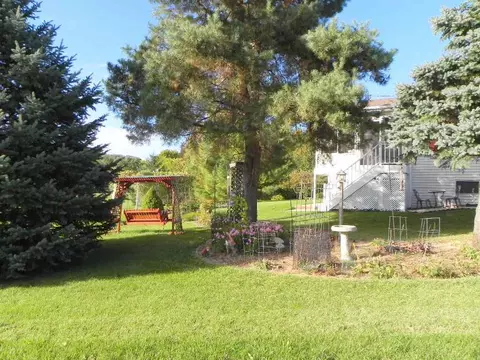 1019 Spring Ct, Lake Summerset, IL 61019 photo 4