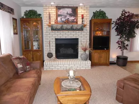 1019 Spring Ct, Lake Summerset, IL 61019 photo 10