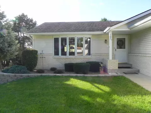 1019 Spring Ct, Lake Summerset, IL 61019 photo 2