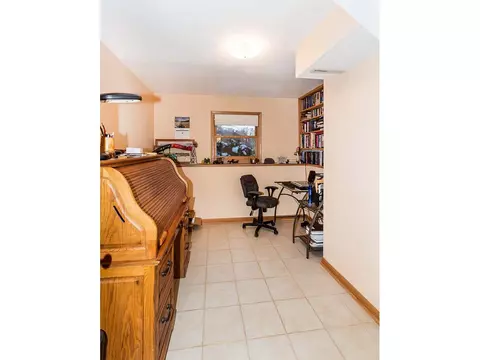 14450 Saunders Rd, Pecatonica, IL 61063 photo 17
