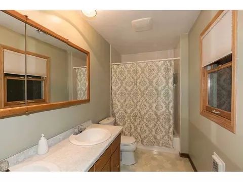 14450 Saunders Rd, Pecatonica, IL 61063 photo 14