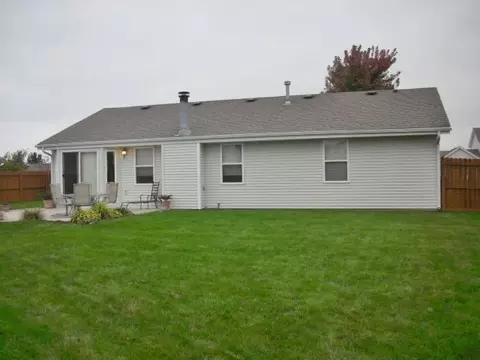 10898 Lemon Grass, Roscoe, IL 61073 photo 2