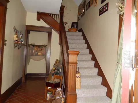 623 E Chamberlin St, Dixon, IL 61021 photo 5