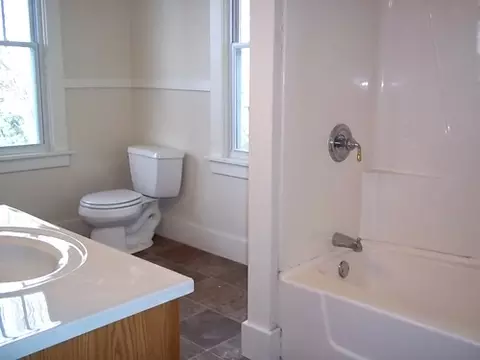 512 E Mason St, Polo, IL 61064 photo 7