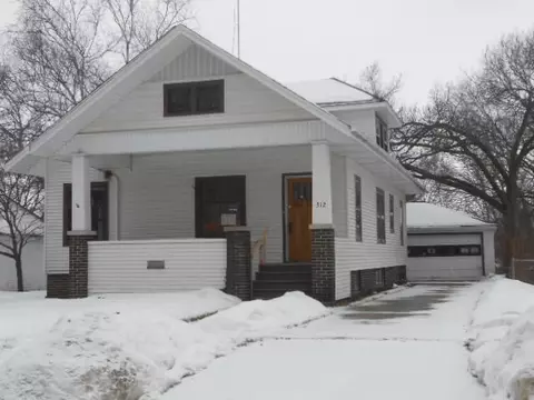 312 W Sixth St, Pecatonica, IL 61063 photo 1