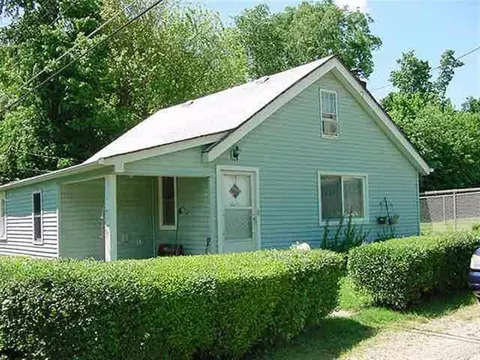 4200 N Compton, Rockford, IL 61101 photo 1