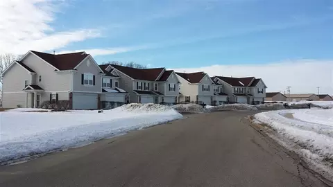 9232 Romeldale Ln, Roscoe, IL 61073 photo 1