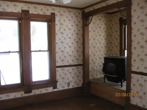 412 S Main St, Leaf River, IL 61047 photo 6