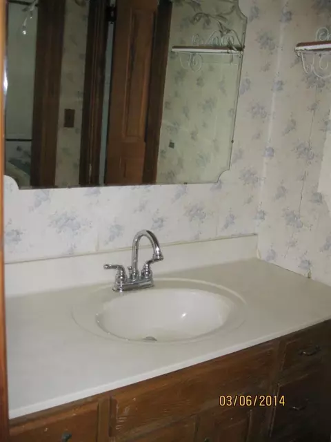 412 S Main St, Leaf River, IL 61047 photo 14