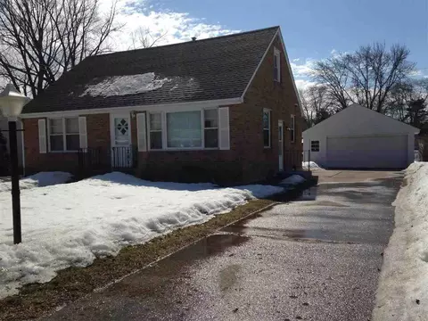1732 Janie Ln, Beloit, WI 53511 photo 1