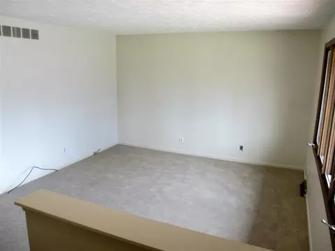 2003 Lancaster Rd, Cherry Valley, IL 61016 photo 3