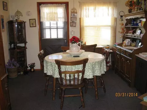 307 E Riverview Dr, Byron, IL 61010 photo 3