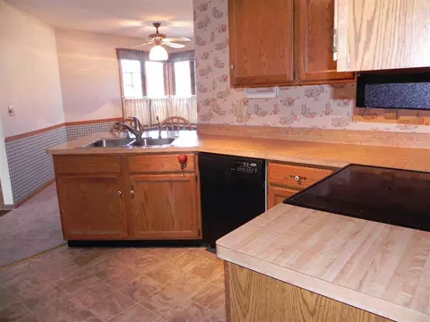 4166 Split Leaf Dr, Loves Park, IL 61111 photo 7