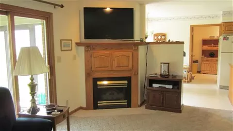 1365 Crestover Ct, Lake Summerset, IL 61019 photo 7