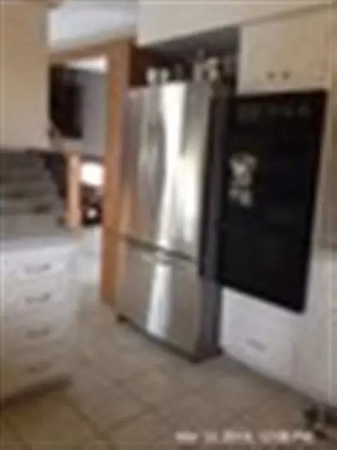 115 E 10th St, Pecatonica, IL 61063 photo 6