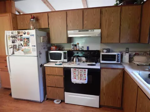 15651 Comly Rd, Pecatonica, IL 61063 photo 6