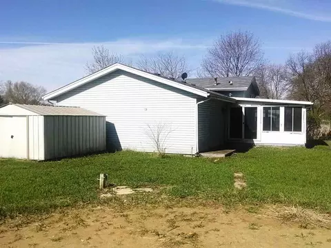 4952 Crown Point Rd, Roscoe, IL 61073 photo 10