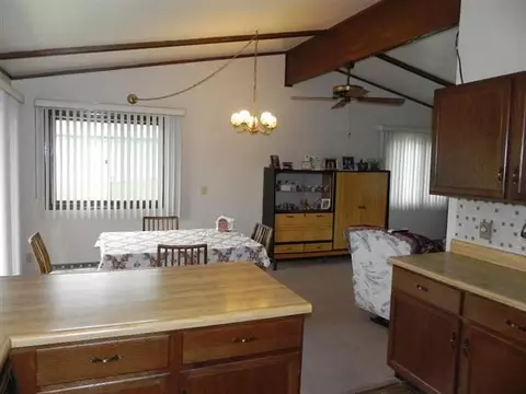 2247 Breckenboro Dr, Lake Summerset, IL 61019 photo 11