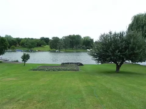 2247 Breckenboro Dr, Lake Summerset, IL 61019 photo 5