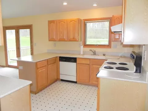 314 Forestcliff, Lake Summerset, IL 61019 photo 16