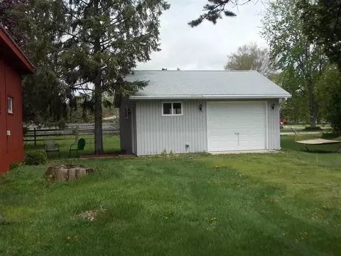 561 N Appleton Rd, Belvidere, IL 61008 photo 3