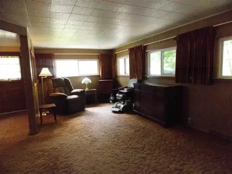 561 N Appleton Rd, Belvidere, IL 61008 photo 4