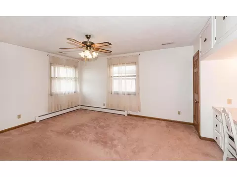 8792 Olson Rd, Belvidere, IL 61008 photo 9