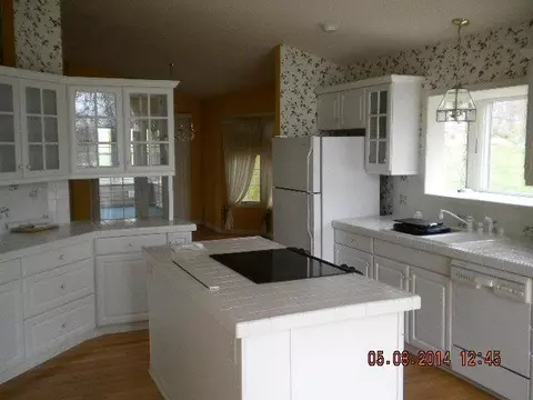 546 Baintree Rd, Lake Summerset, IL 61019 photo 4