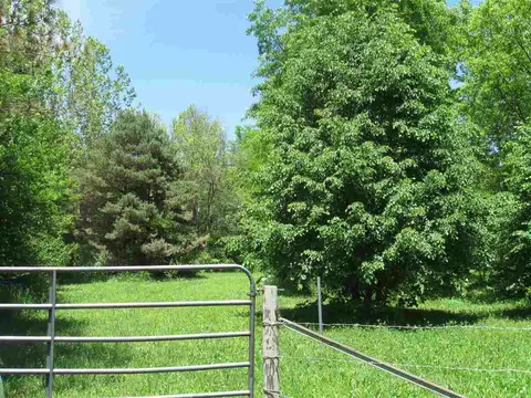11236 Cemetery Rd, Capron, IL 61012 photo 1