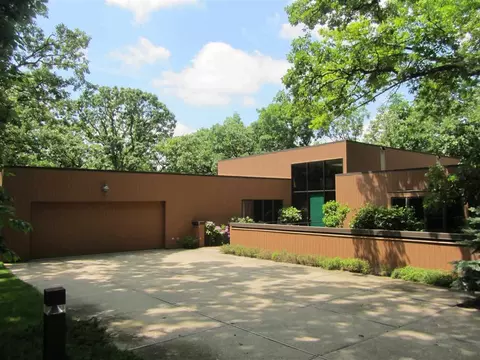 12232 N Ledges Dr, Roscoe, IL 61073 photo 1