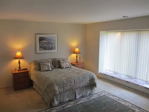 12232 N Ledges Dr, Roscoe, IL 61073 photo 16