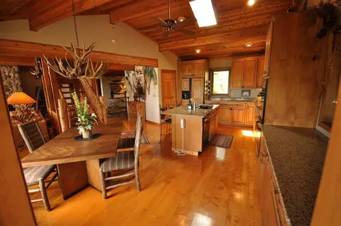 17094 Campbell Rd, Davis, IL 61019 photo 4