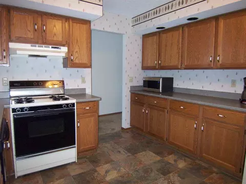 7736 Thistle Rdg, Roscoe, IL 61073 photo 11