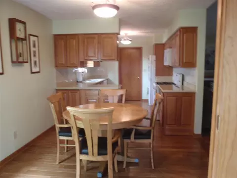 908 Brandy Bend Rd, Roscoe, IL 61073 photo 8