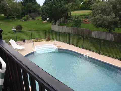 908 Brandy Bend Rd, Roscoe, IL 61073 photo 6