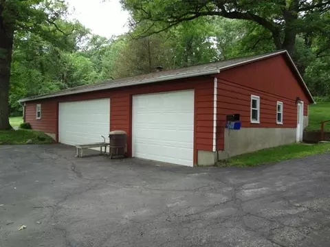 655 Palmyra Rd, Dixon, IL 61021 photo 2