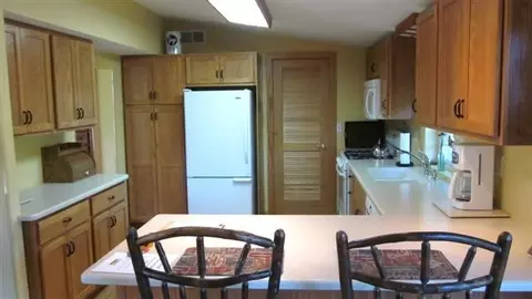 477 Marstonmoor, Lake Summerset, IL 61019 photo 2
